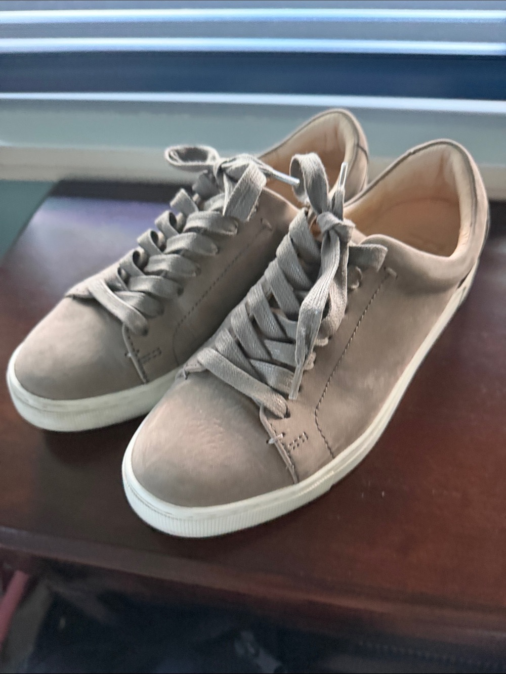 Frye 7.5 Grey Nubuck Leather Sneaker